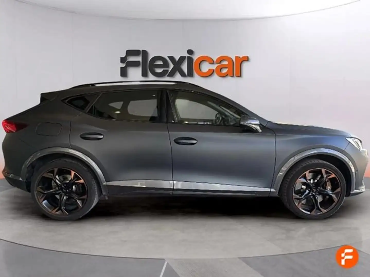 CUPRA Formentor 2.0 TSI 310 VZ DSG 4Drive Gris - 2
