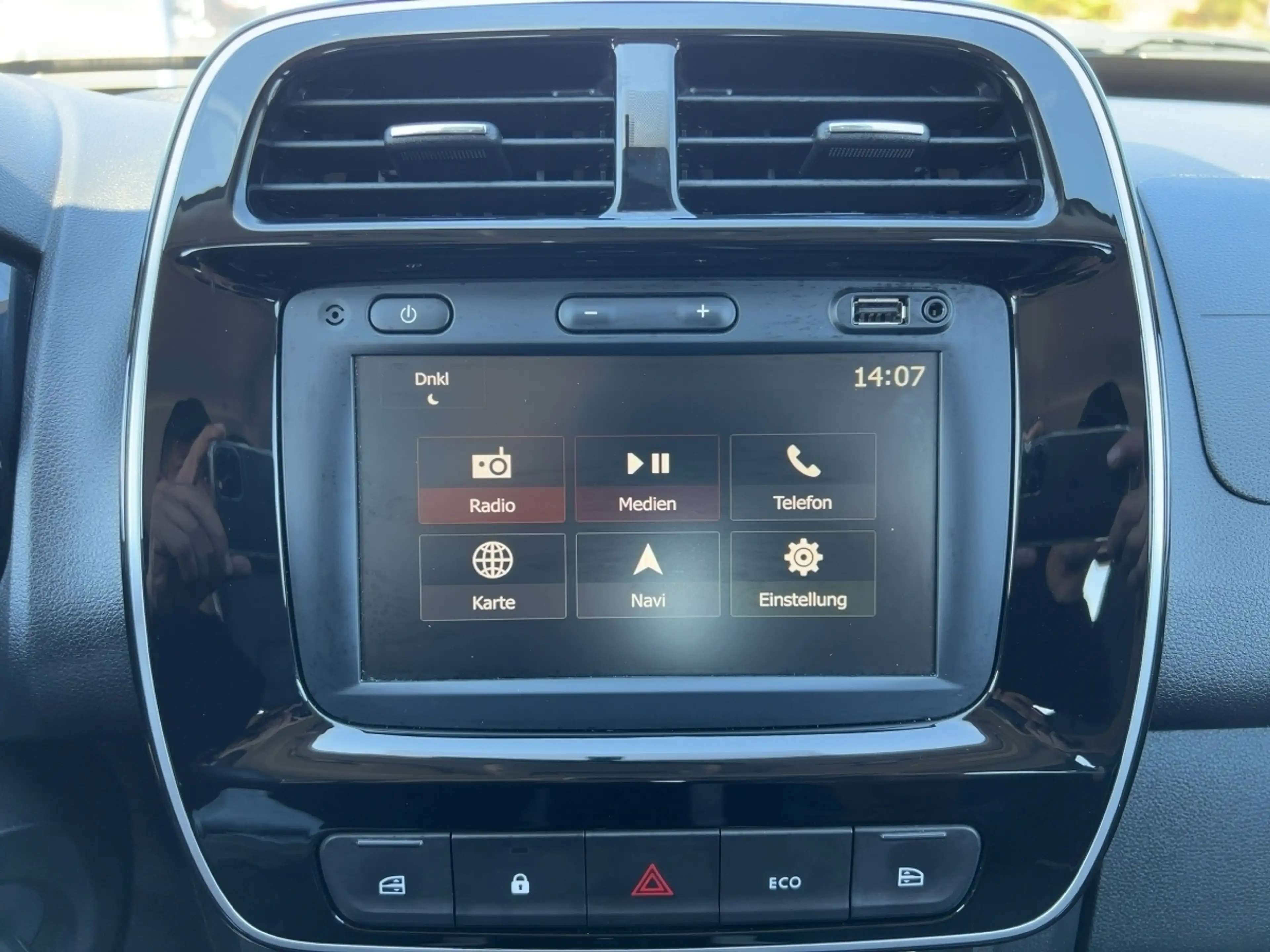 Dacia Spring ELECTRIC ESSENTIAL 27kWh CCS RÜCKFAHRKAMERA — photo 14