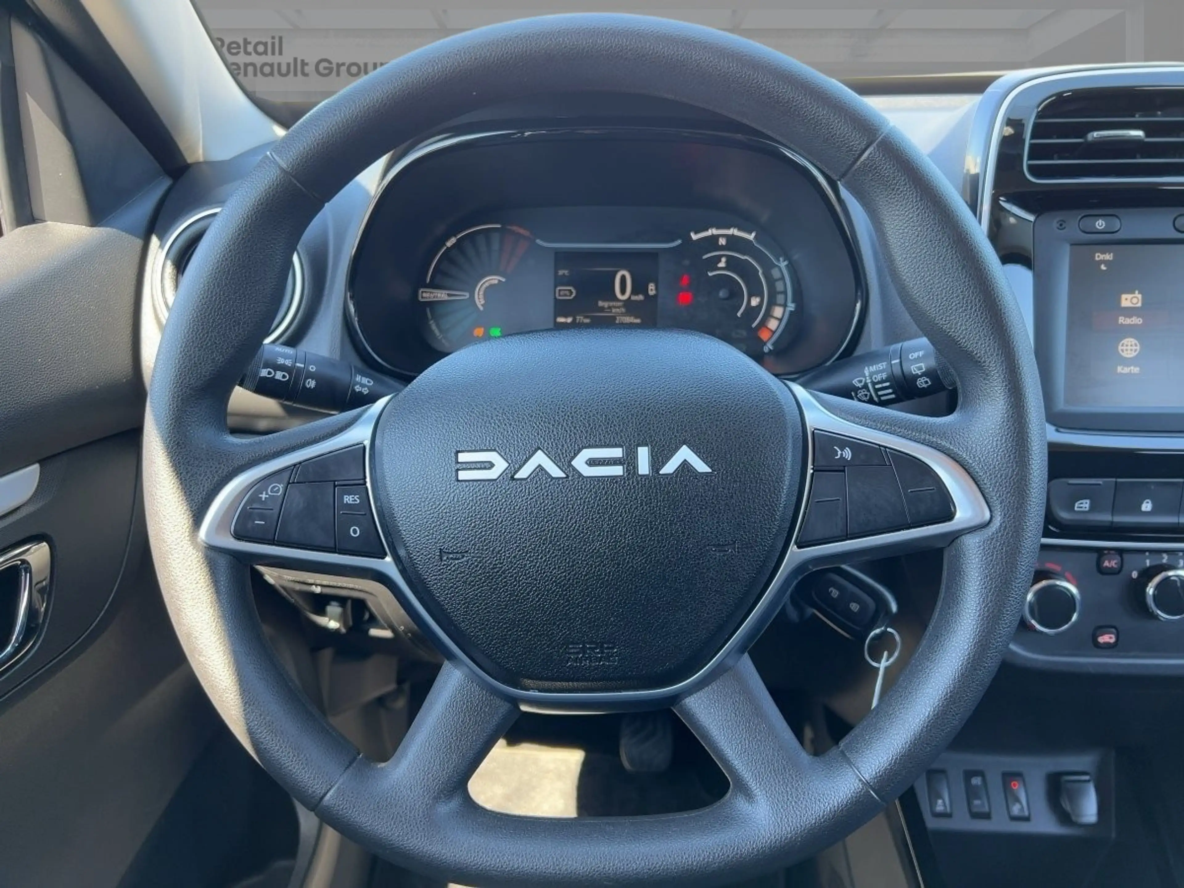 Dacia Spring ELECTRIC ESSENTIAL 27kWh CCS RÜCKFAHRKAMERA — photo 11