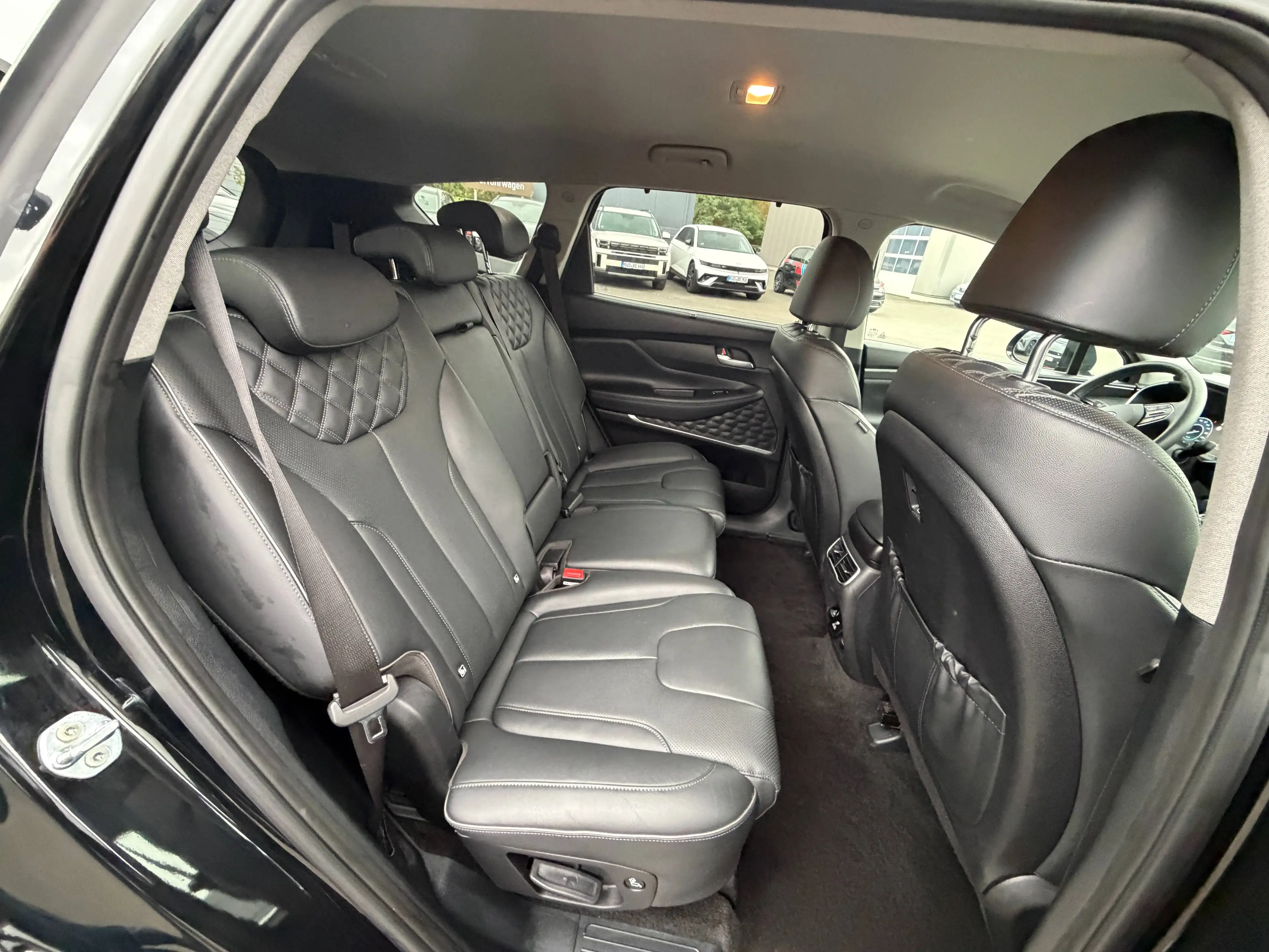 Hyundai SANTA FE Prime Plug-In Hybrid 4WD SEVEN — photo 15