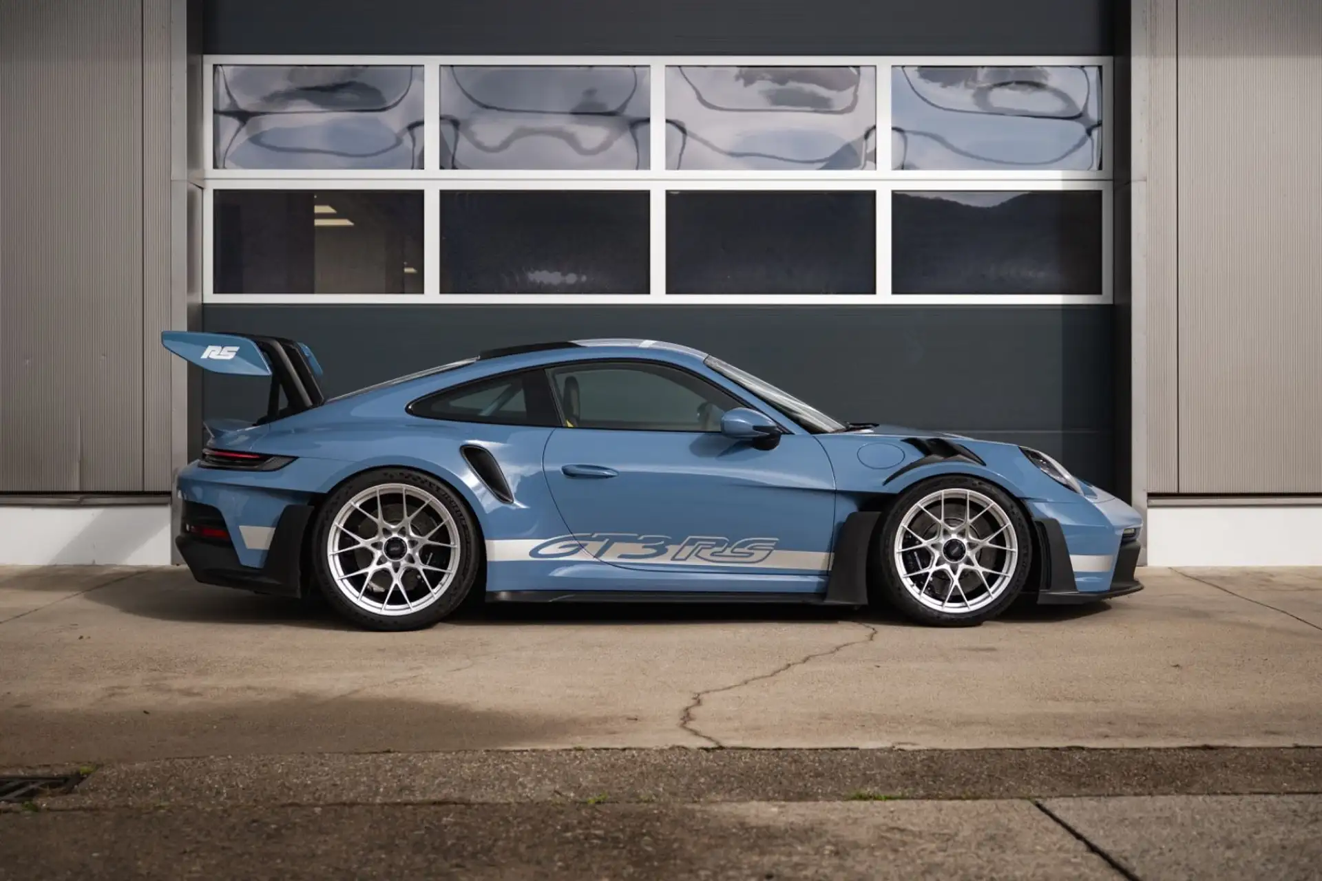 포르쉐 911 GT3 RS 2025 파랑 사진 5