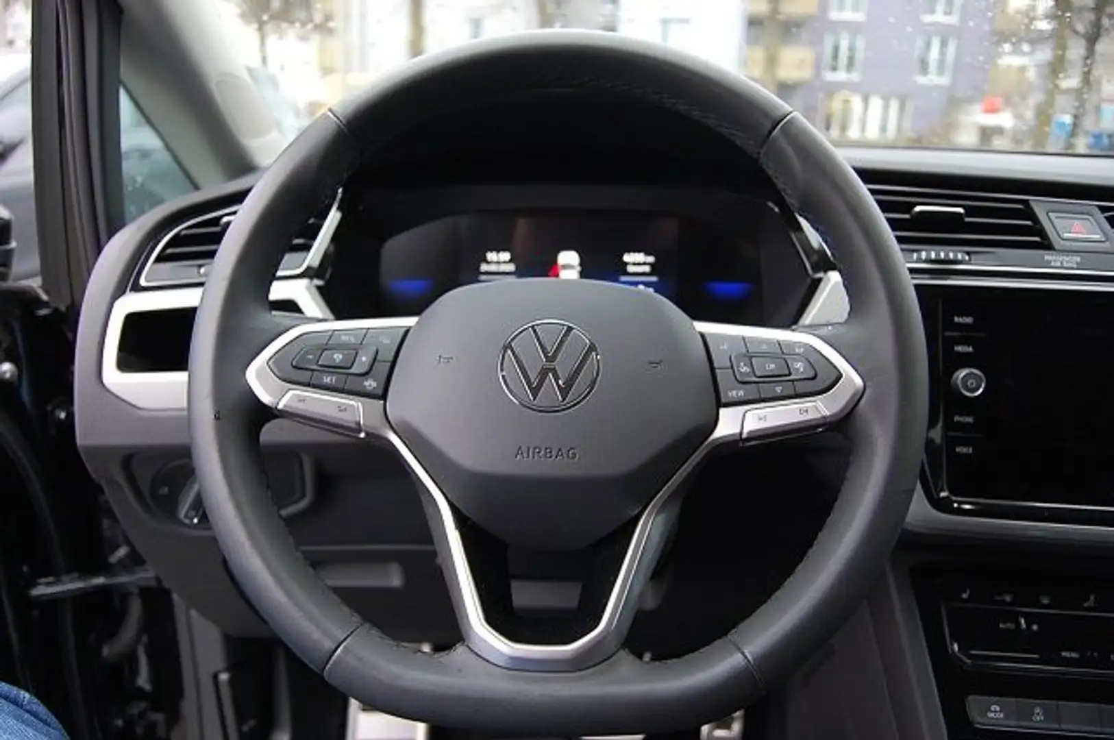 Volkswagen Touran MOVE ACC App Kamera Sitzheizung Noir - 2
