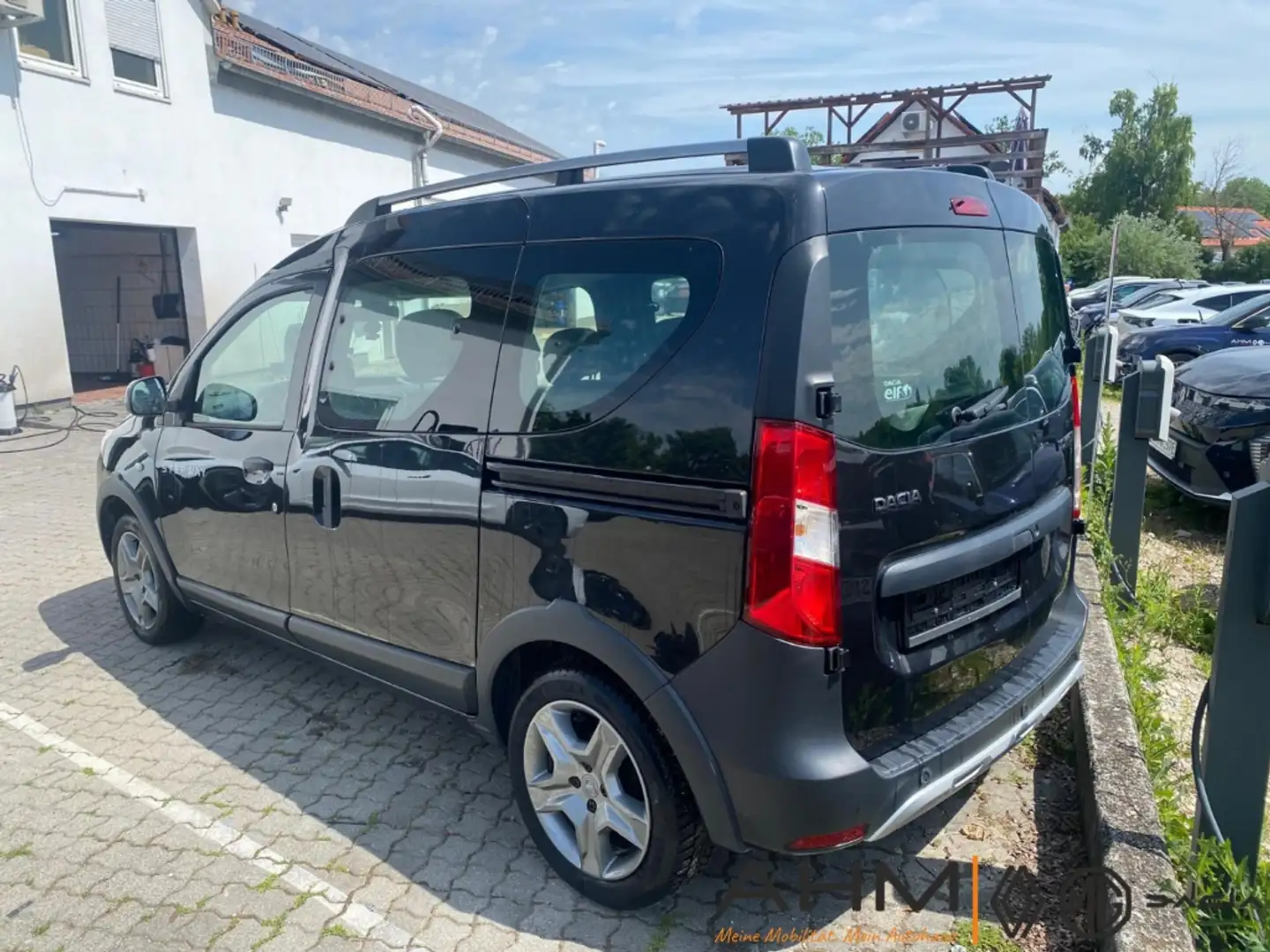 Dacia Dokker Stepway 1.5 BLUE dCi 95 EU6d-T EXPORT/HÄNDLER Black - 2
