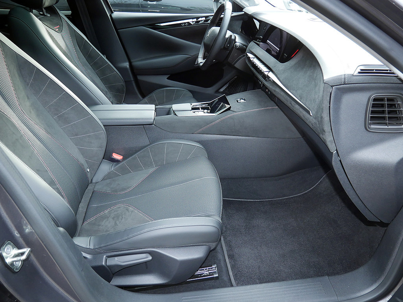 DS Automobiles DS 4 E-TENSE 225 Performance Line + ACC HUD — photo 8