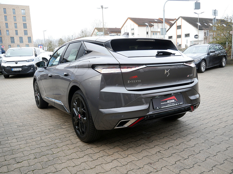DS Automobiles DS 4 E-TENSE 225 Performance Line + ACC HUD — photo 4