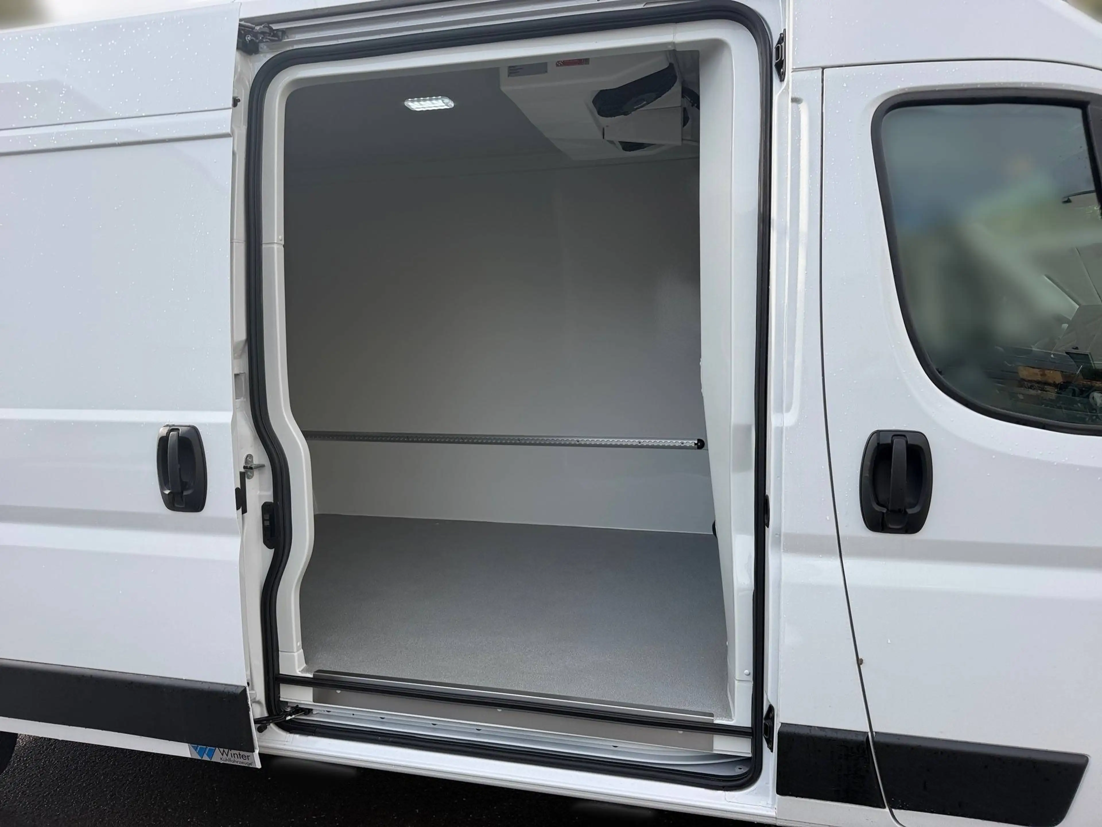 Fiat Ducato 35 L3H2 140PS Kühlfahrzeug Frischdienst WINTER-Ausbau — photo 11