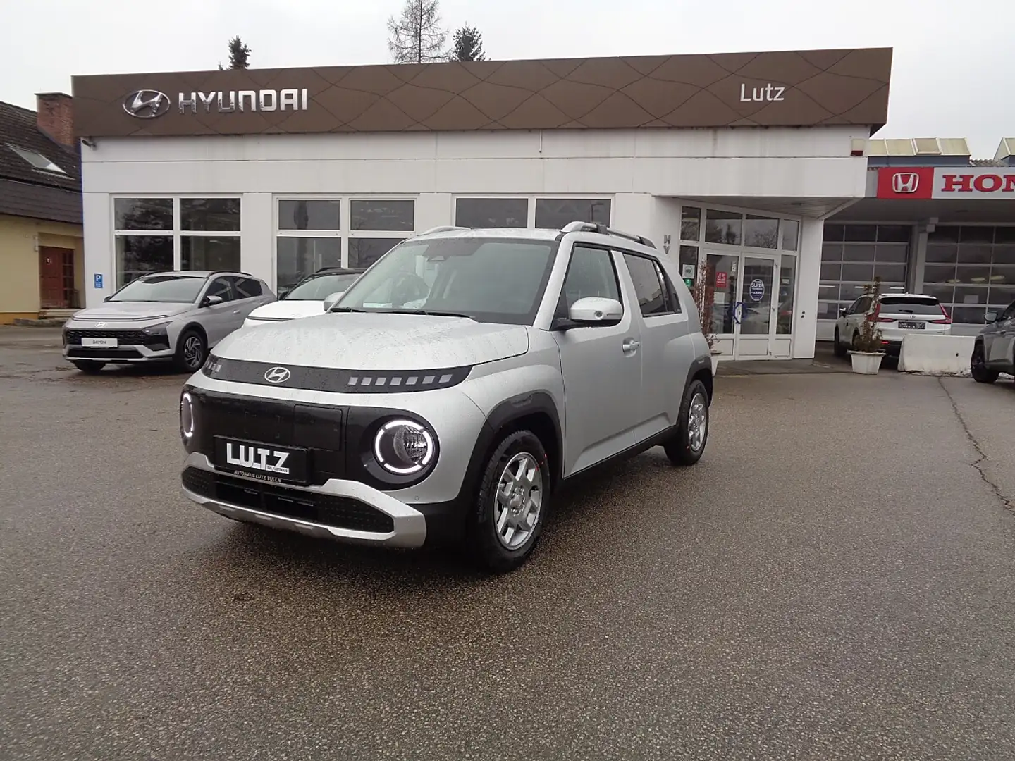 Hyundai Inster 49kWh Trend Line mit O1 Silber - 1