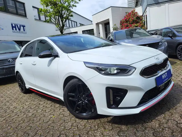 Kia cee'd / Ceed GT 1.6 T GDI 7DCT NAVI|JBL|GARANTIE|SOFORT