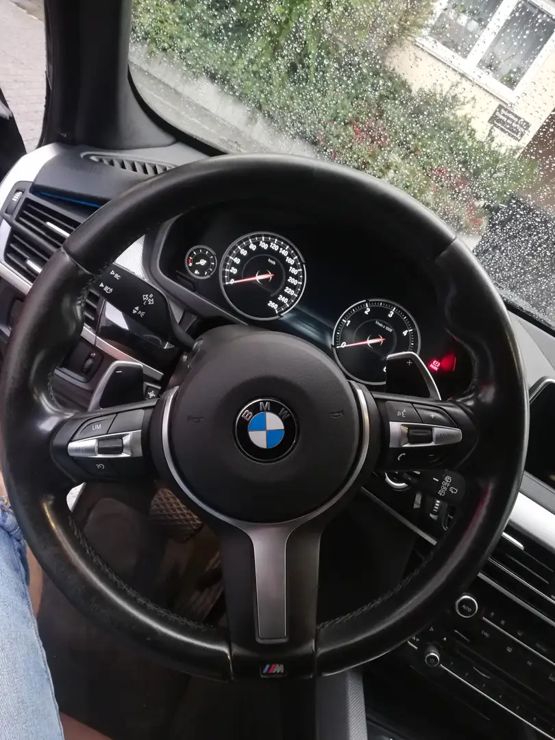 BMW X5 xDrive30d Sport-Aut. - 1