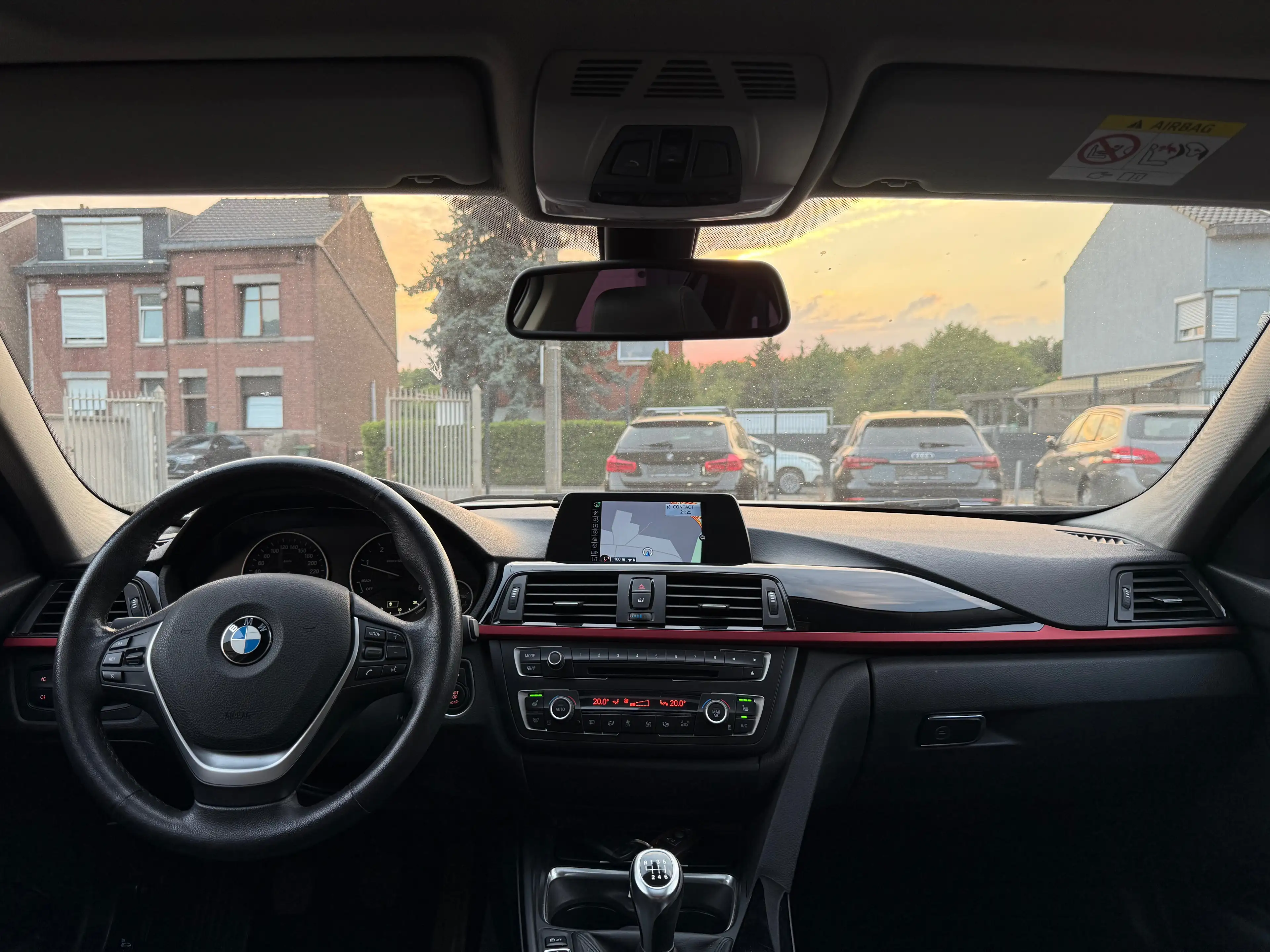 BMW 316 *SPORT,PANO,CUIR,XENON,LED,GPS,SIEGES CHAUFFANTS…* — photo 8