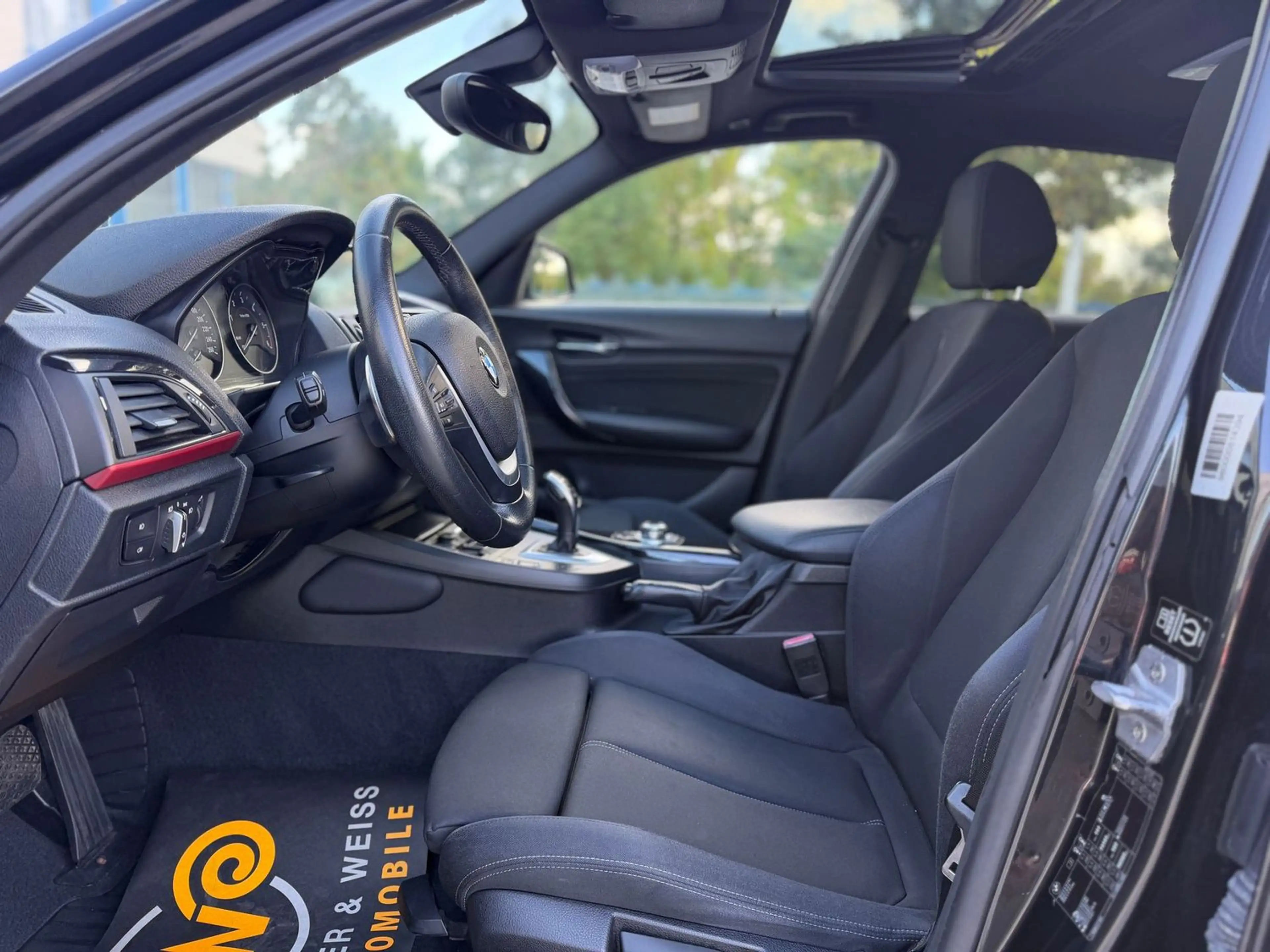 BMW 120 D  Sport-Line AUTOMATIK/XENON/S-DACH/KAMERA — photo 7