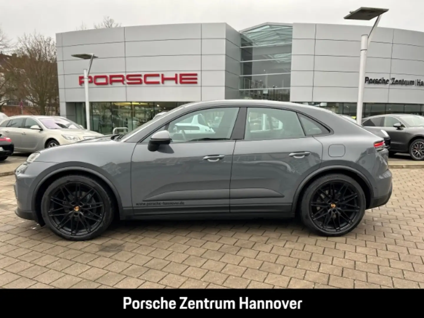 Porsche Macan Grau - 2