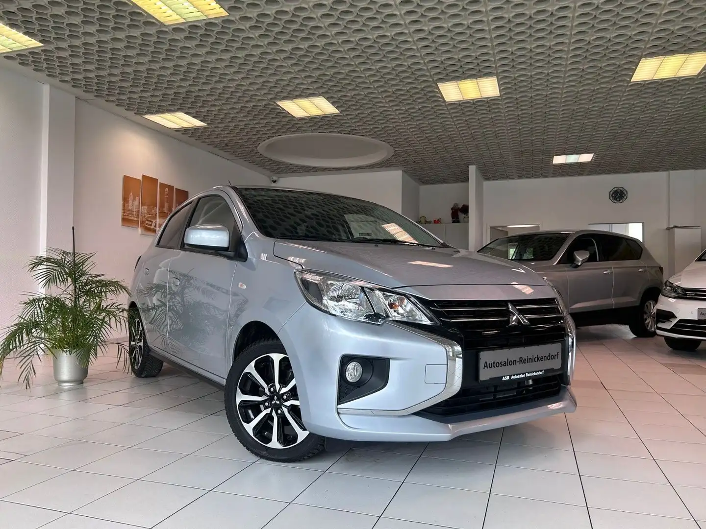 Mitsubishi Space Star Select+*Kamera*Tempomat*SHZ* Zilver - 1