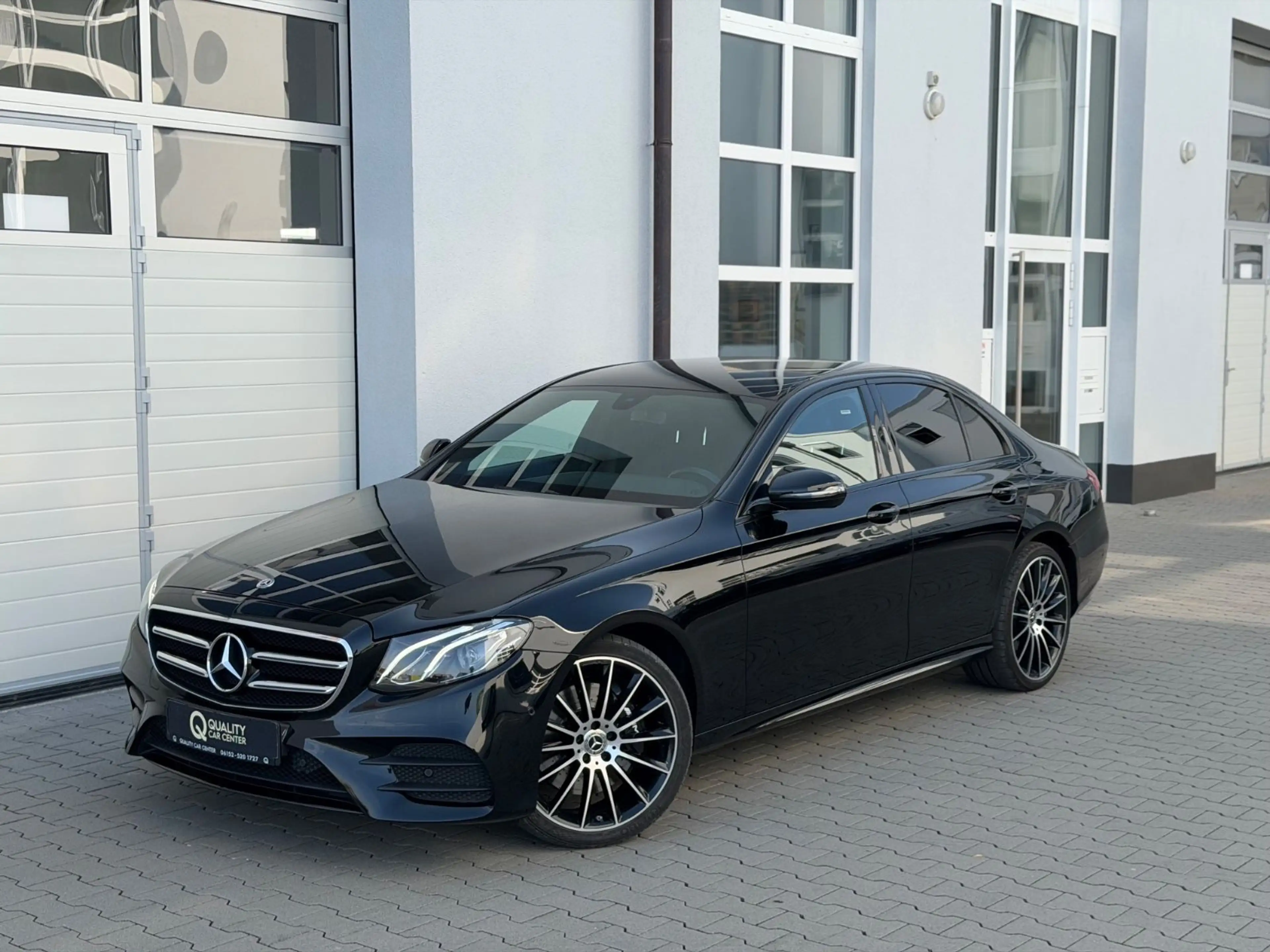 Mercedes-Benz E 400 d Limousine 4Matic 9G AMG NIGHT *AHK*KAMERA — photo 2