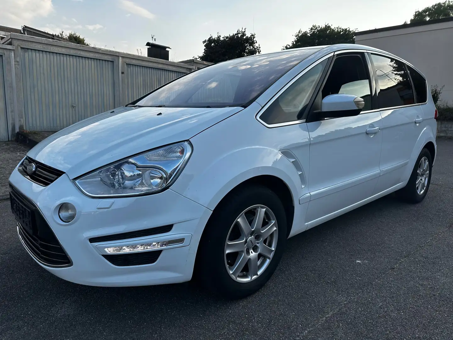 Ford S-Max Titanium Weiß - 1