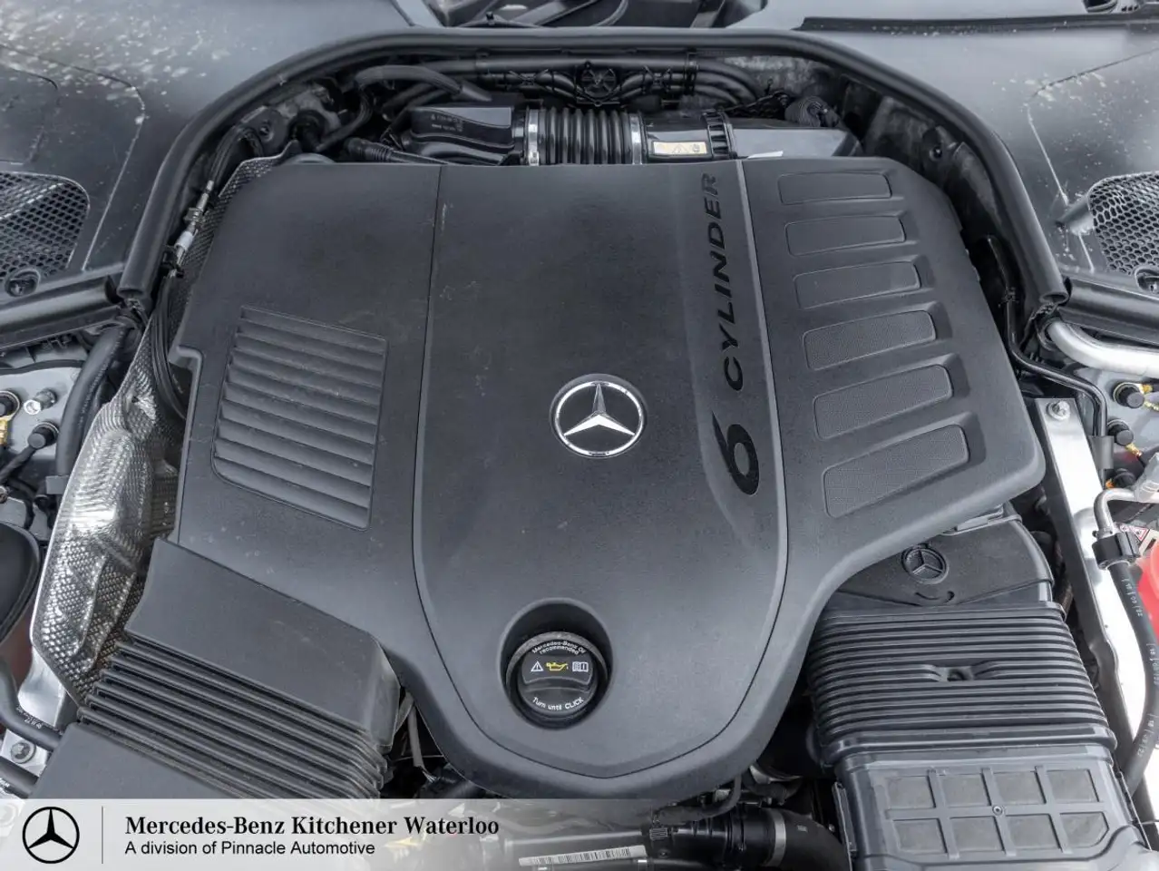 Mercedes-Benz S-Class снимка Mercedes-Benz S-Class