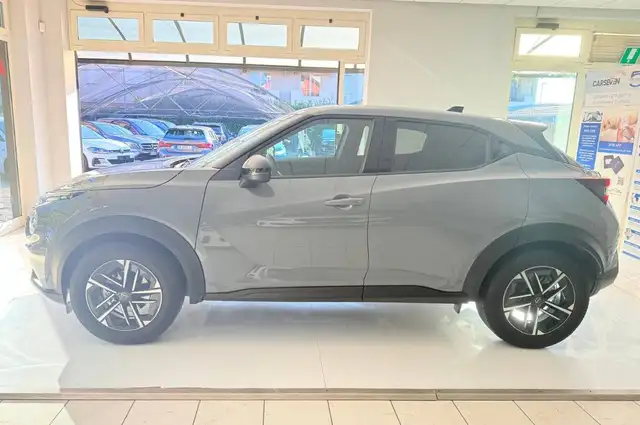 Nissan Juke view 8