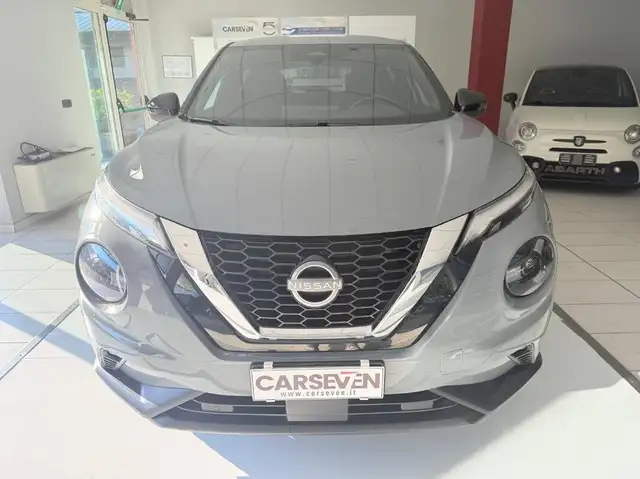Nissan Juke view 2