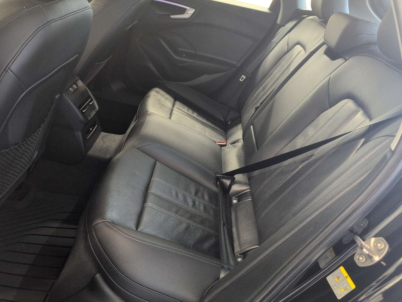 2025 Audi A5 2.0T Quattro , Leather, Sunroof! Ultra Low KMS! thumb 13