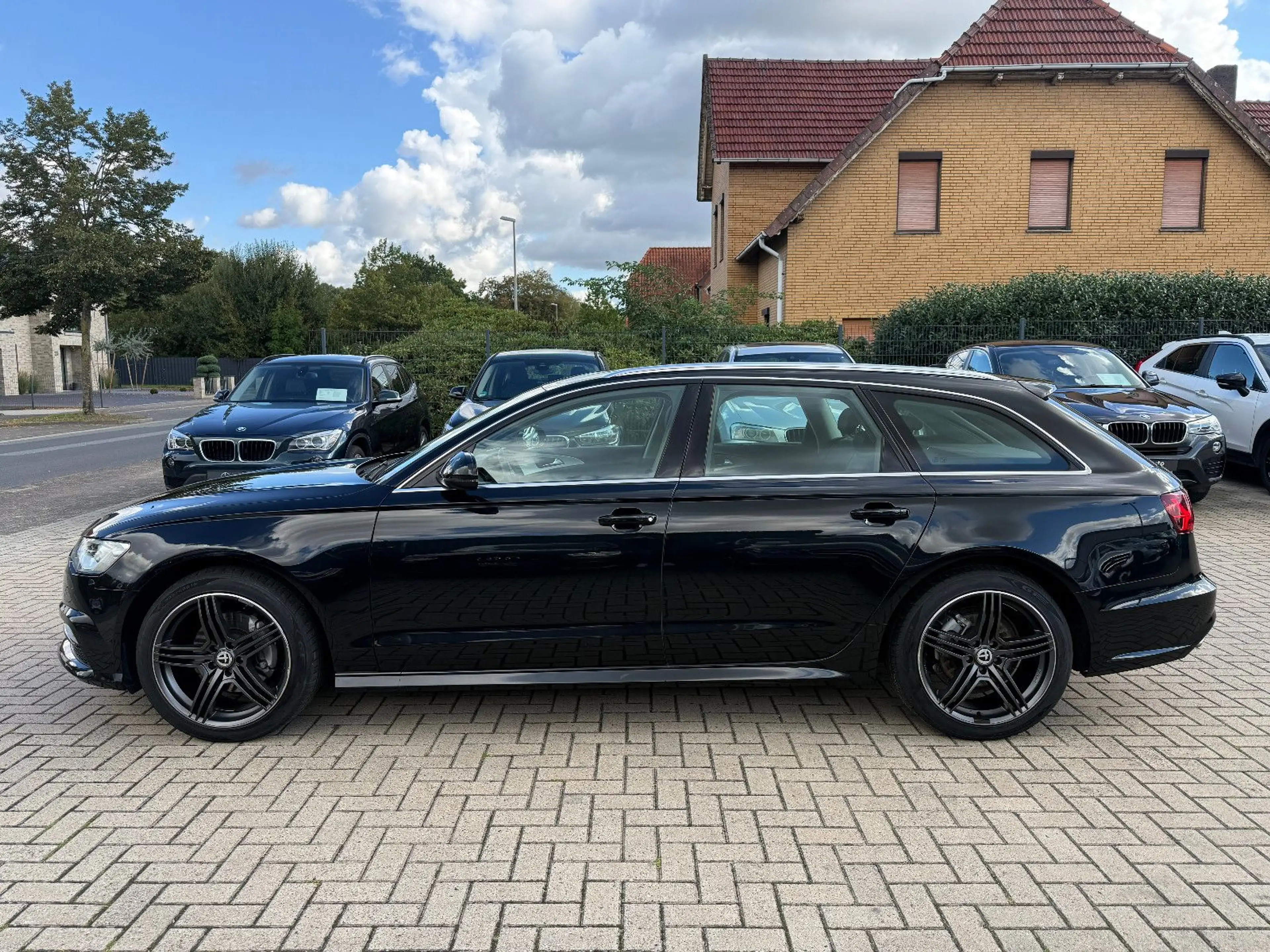 Audi A6 Avant 2.0 TDI, S Line, Aut., Leder, AHK — photo 2