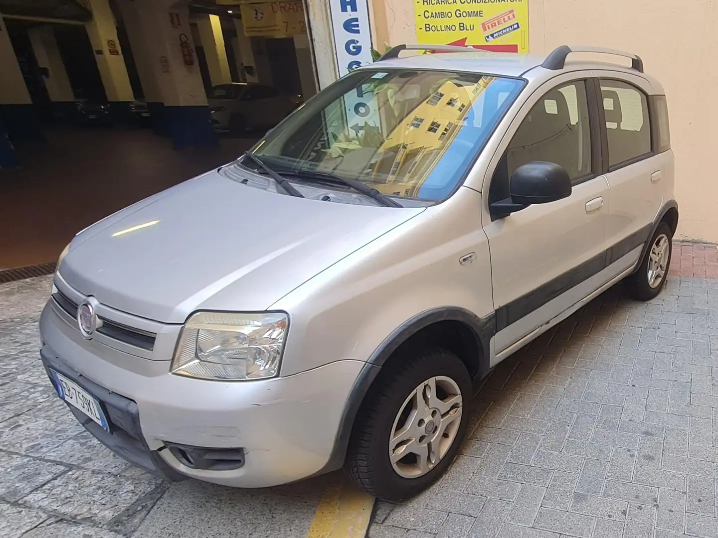 Fiat Panda Panda II 1.3 MTJ 4x4 GLAM Plateado - 1