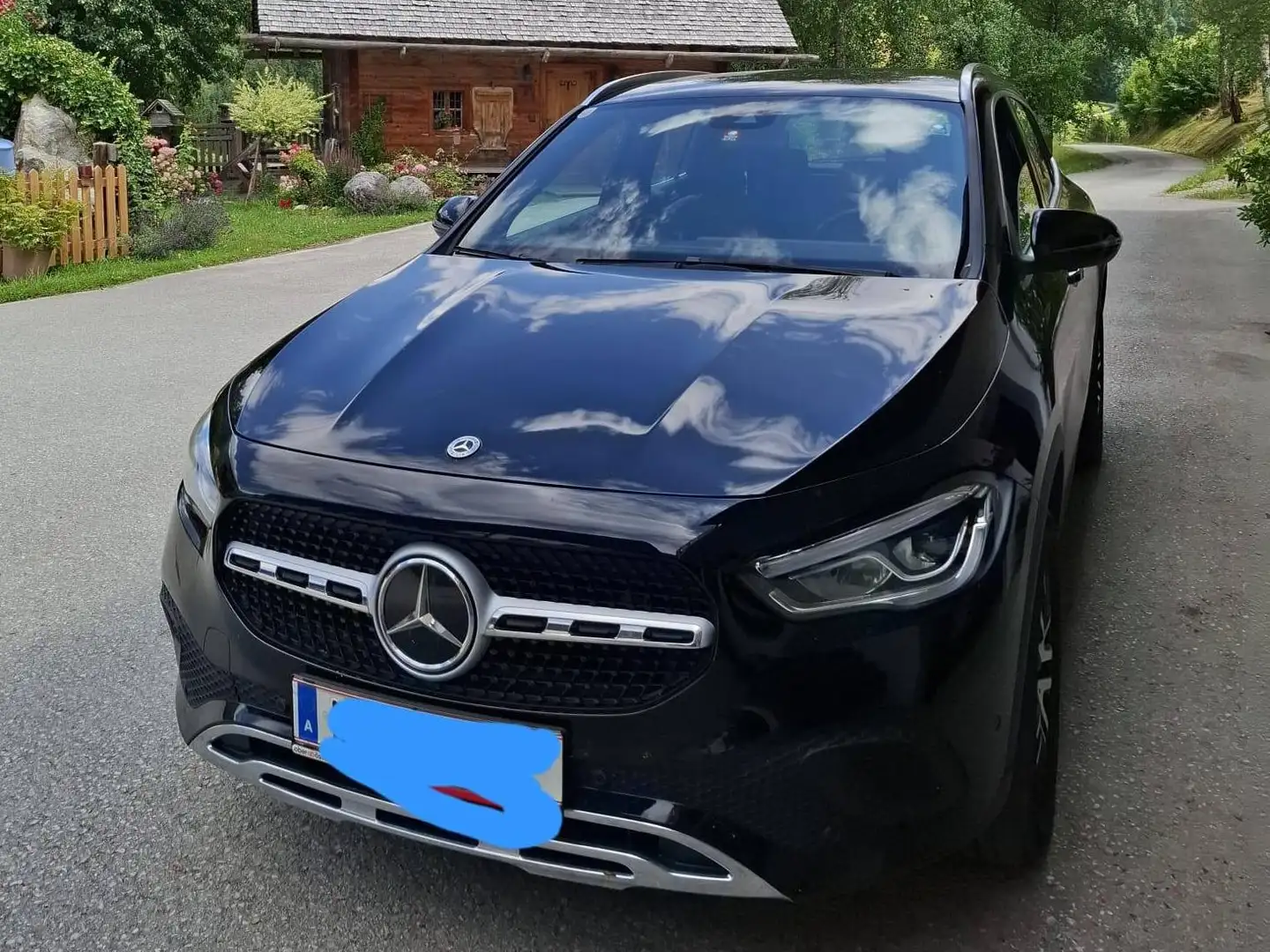 Mercedes-Benz GLA 200 GLA 200 d 4MATIC Aut. Schwarz - 1