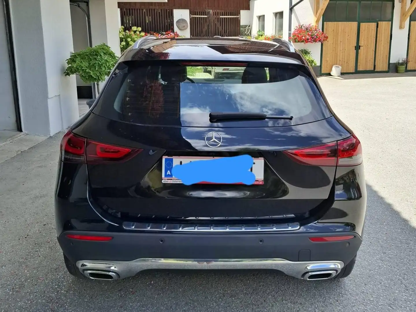 Mercedes-Benz GLA 200 GLA 200 d 4MATIC Aut. Schwarz - 2