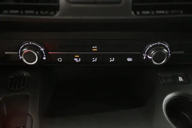 Peugeot Partner view 12