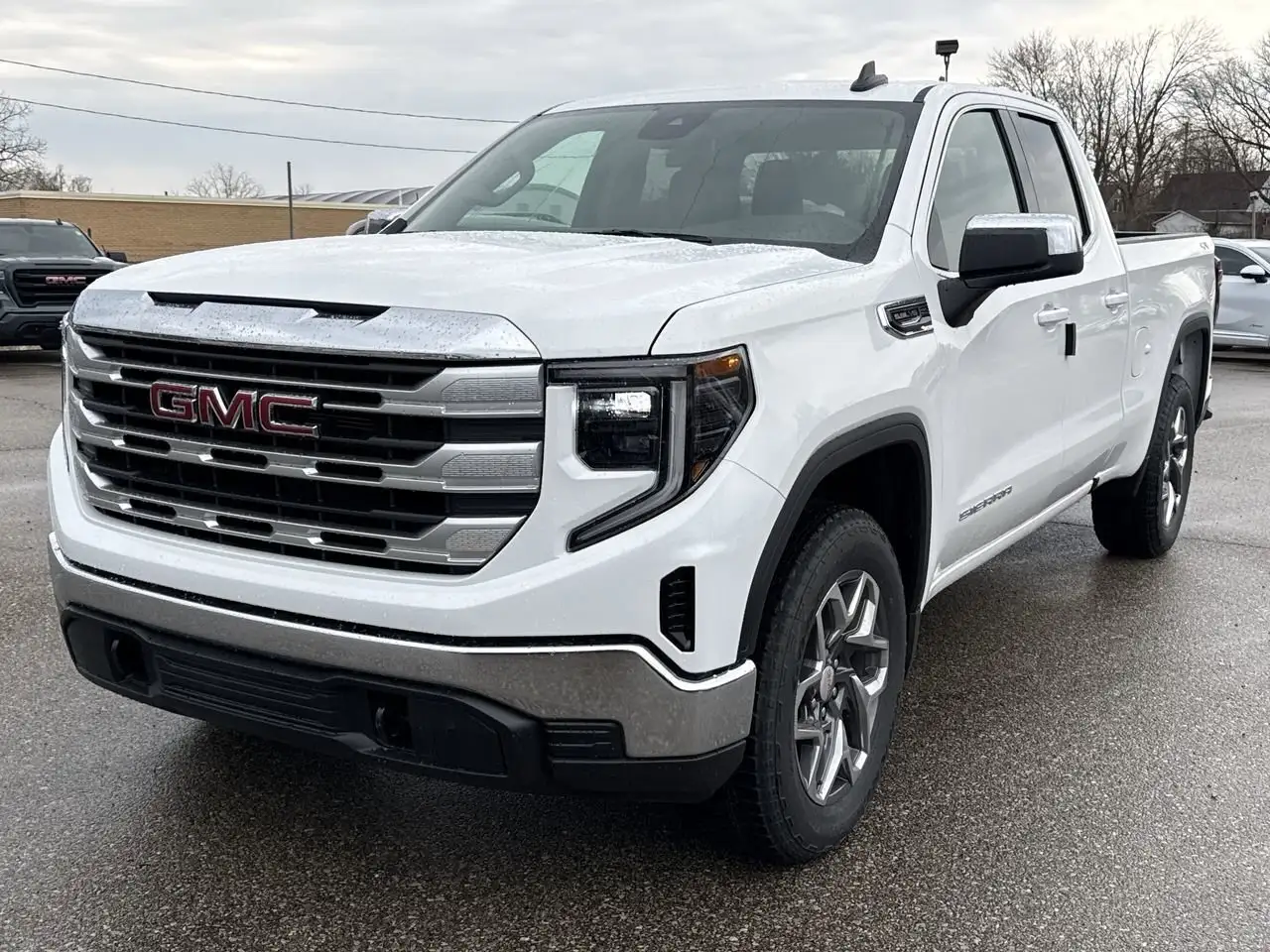 GMC Sierra 1500 снимка GMC Sierra 1500