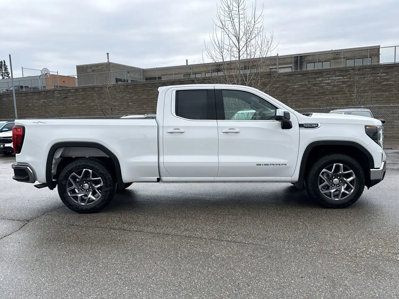 GMC Sierra 1500 снимка GMC Sierra 1500