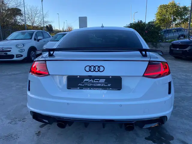 Audi TT view 14