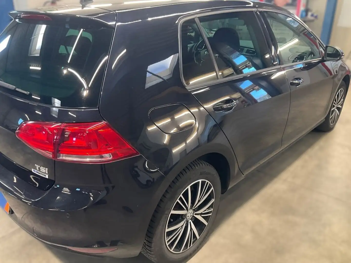 Volkswagen Golf Allstar BMT TÜV NEU Zwart - 2