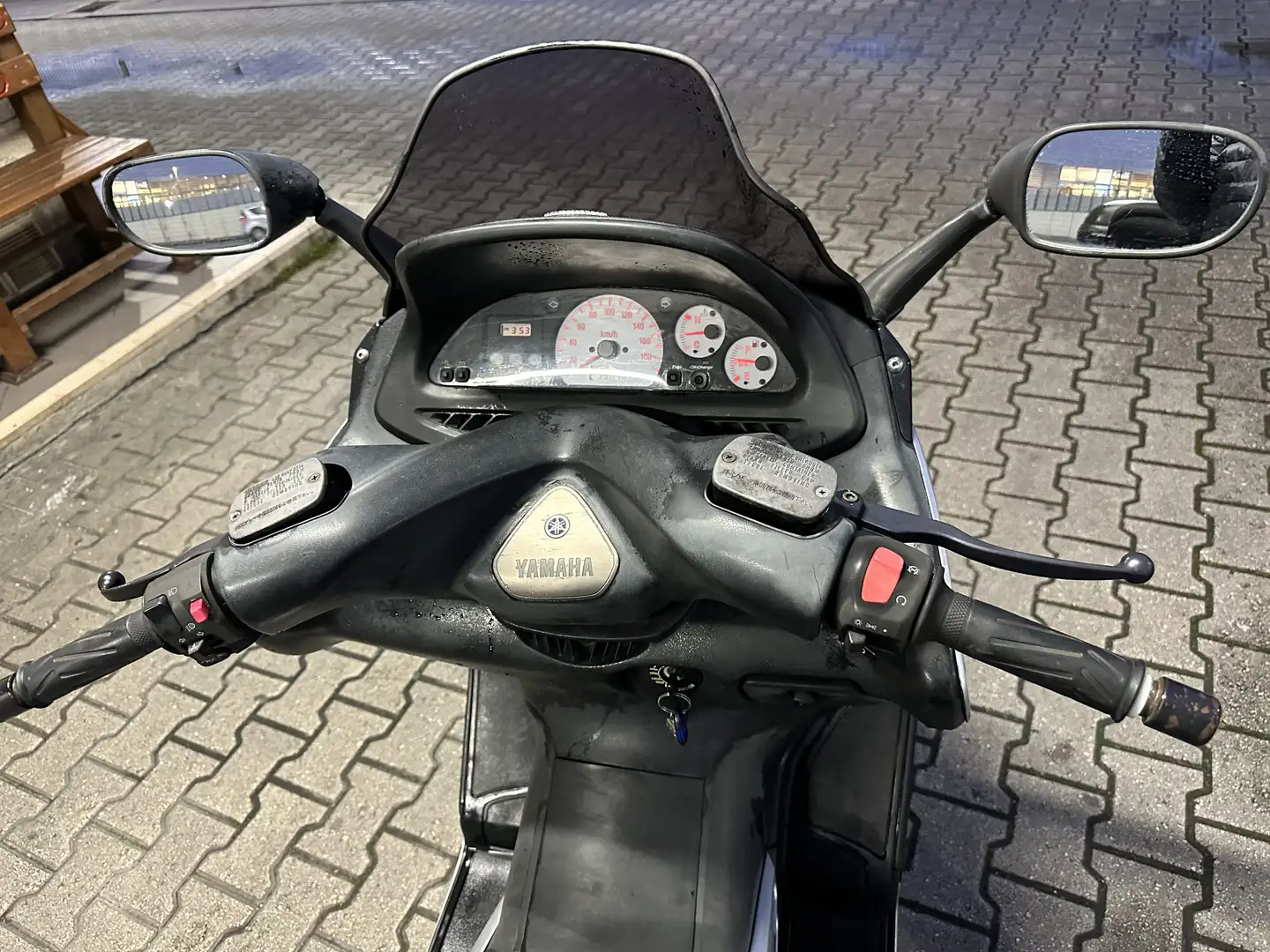 Yamaha TMAX 500 - 2