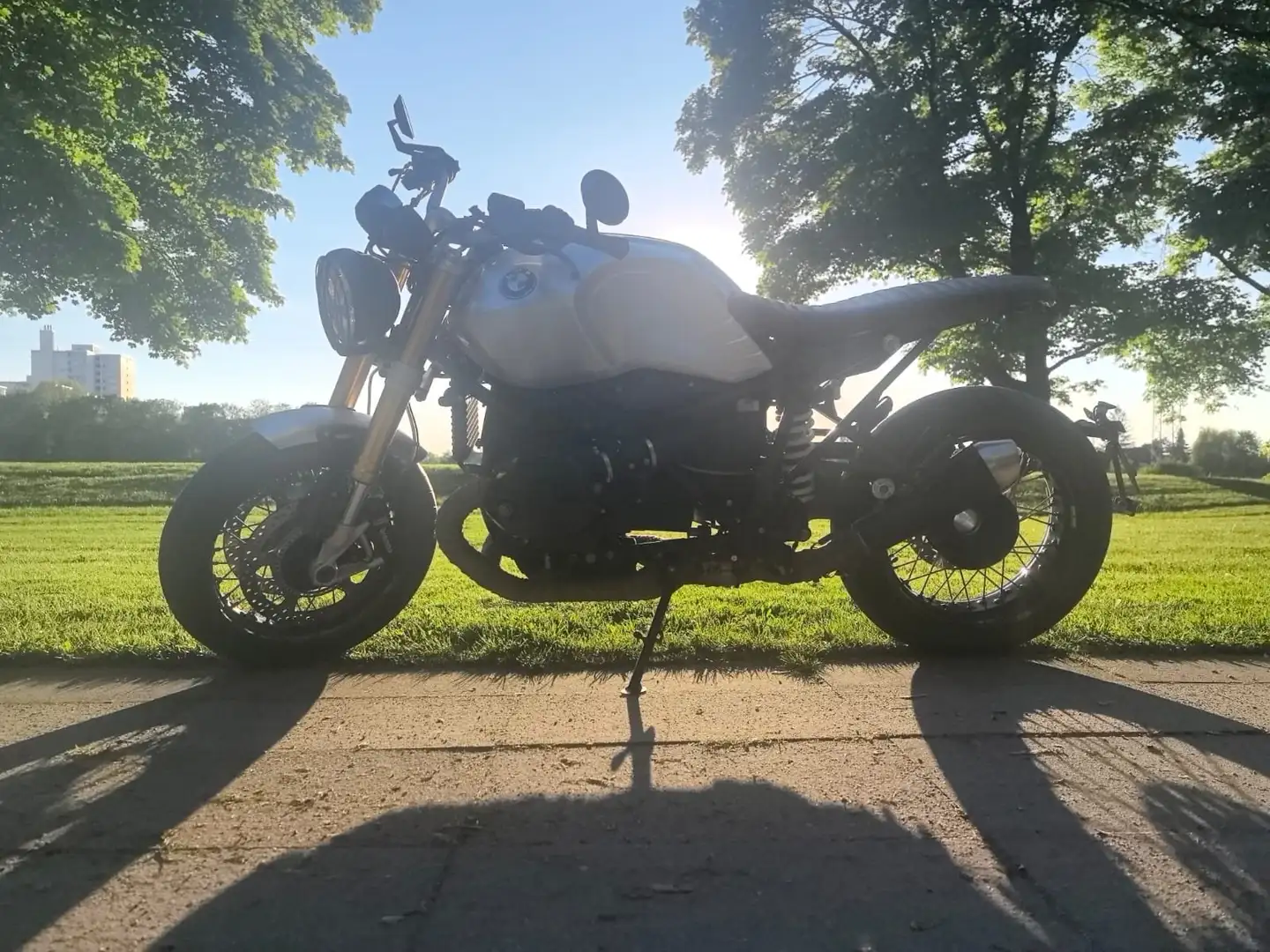 BMW R nineT Silver - 1