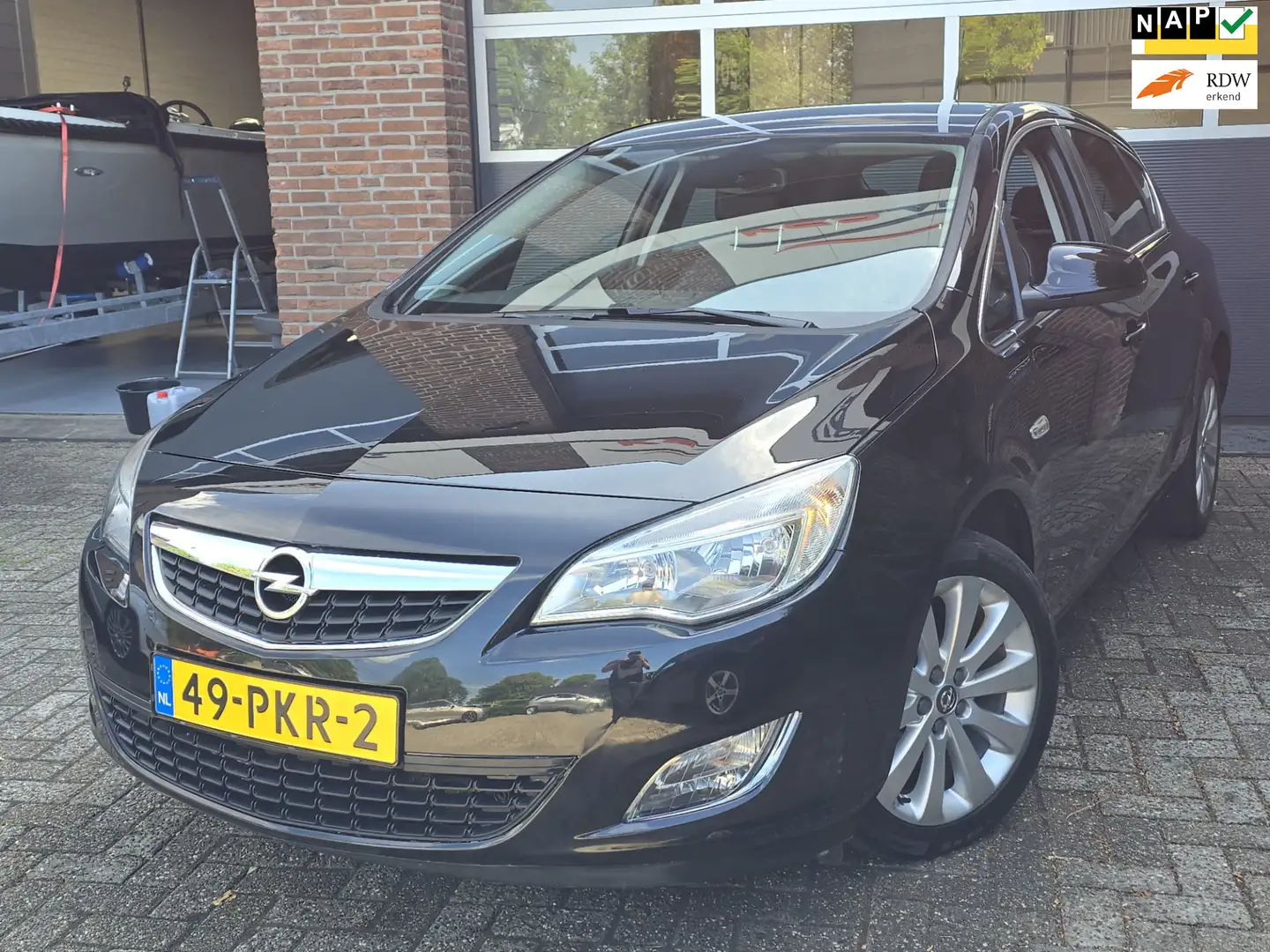 Opel Astra 1.4 Cosmo Airco |Nap |Apk |PDC Noir - 1