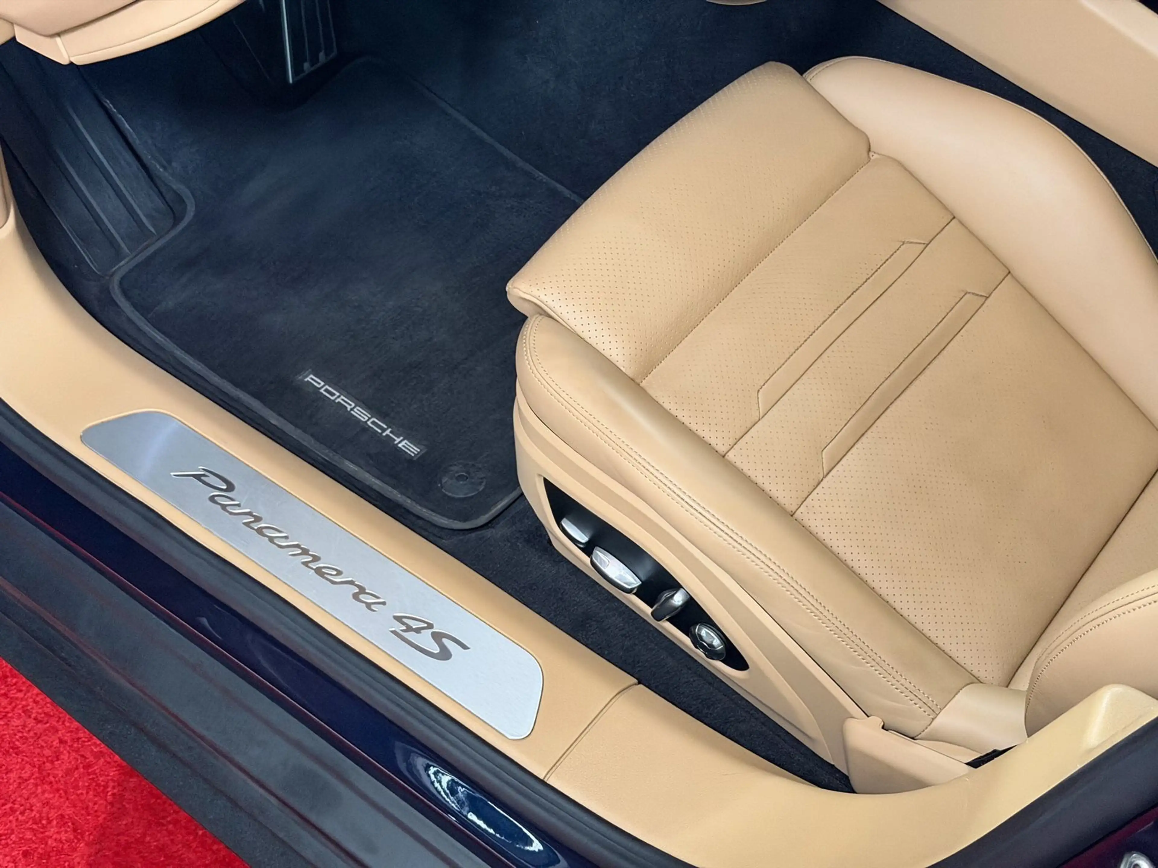 Porsche Panamera 4S E-Hybrid ST 1.Hand Bose Sport-Chrono — photo 18