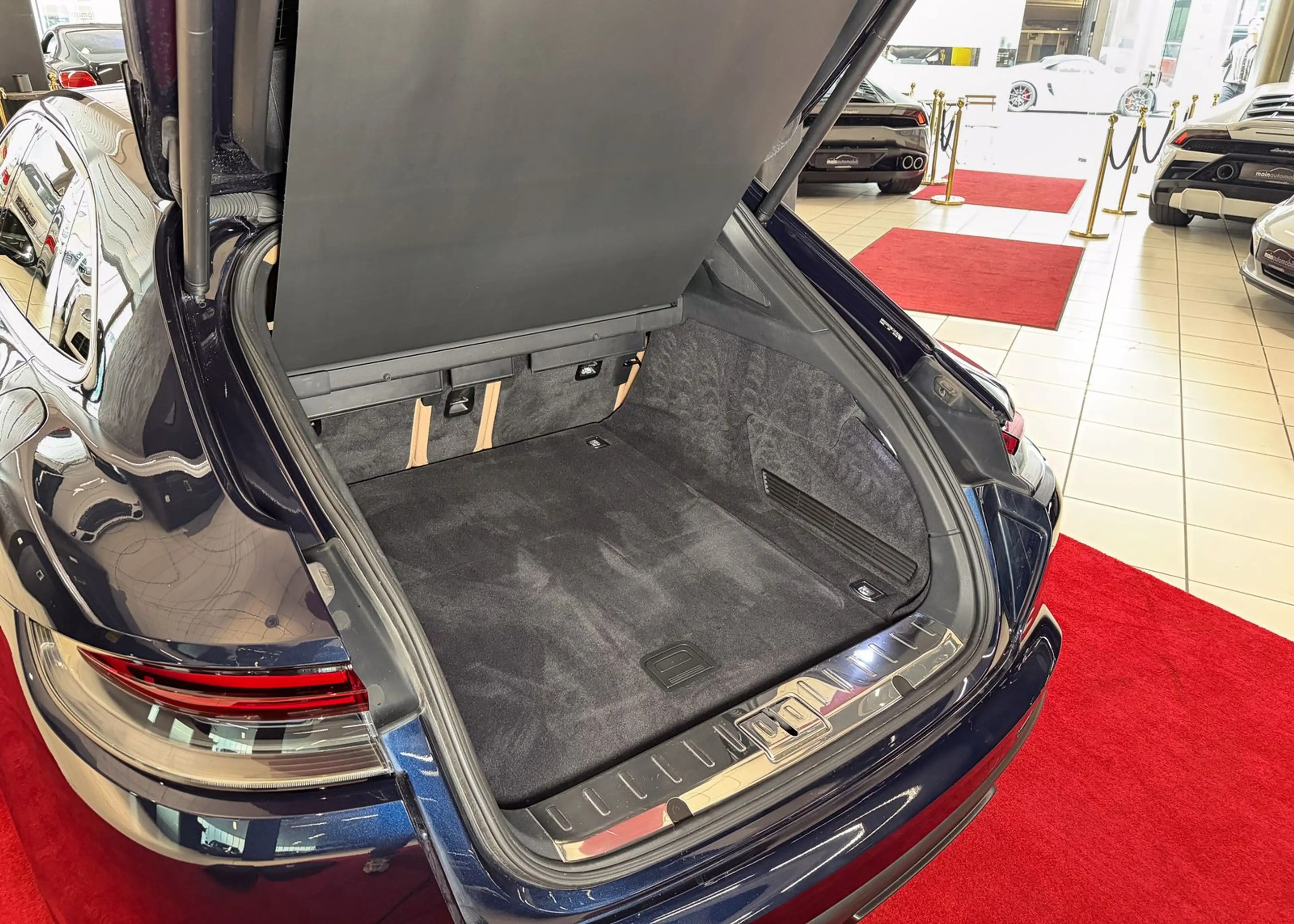 Porsche Panamera 4S E-Hybrid ST 1.Hand Bose Sport-Chrono — photo 37