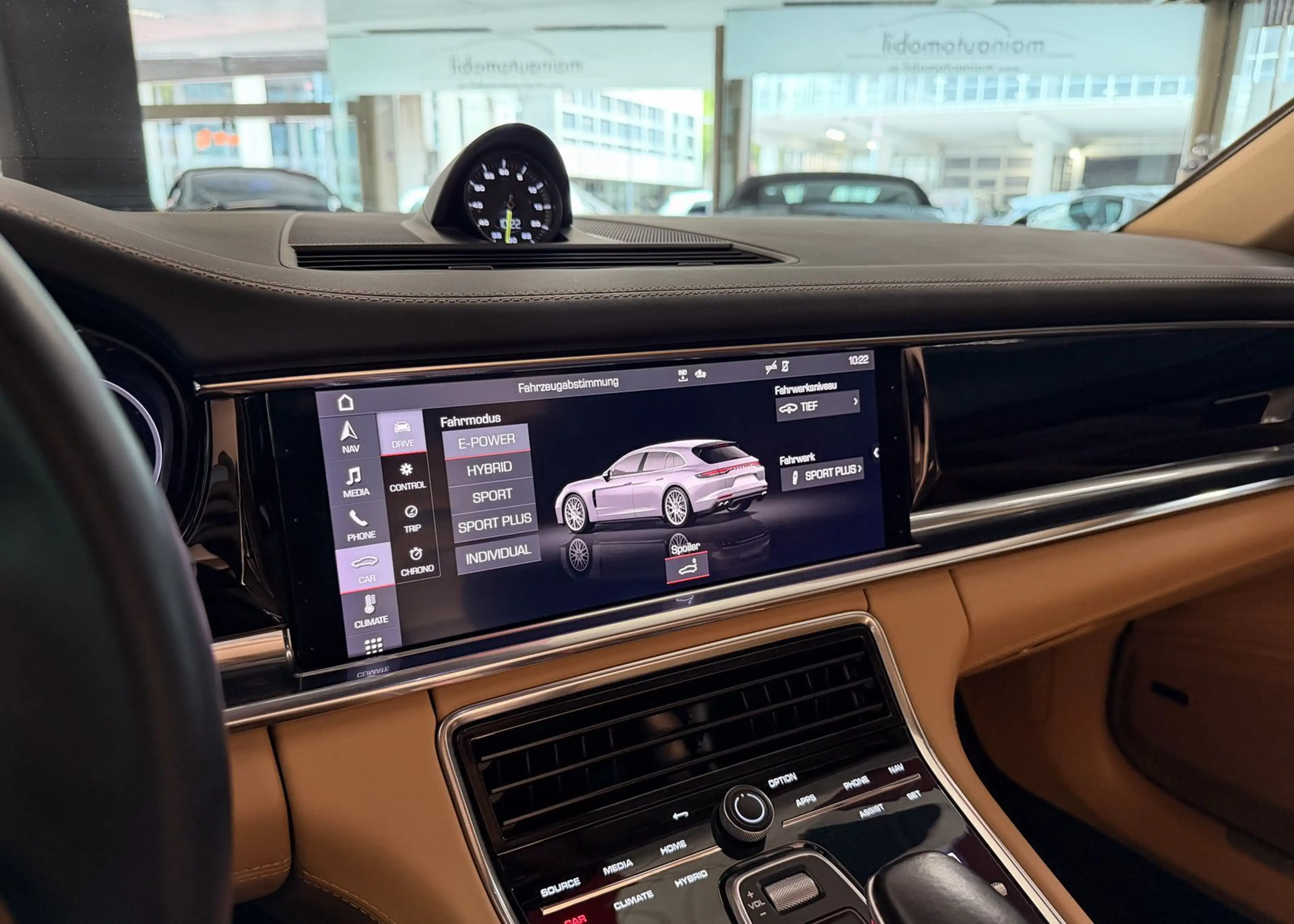 Porsche Panamera 4S E-Hybrid ST 1.Hand Bose Sport-Chrono — photo 26
