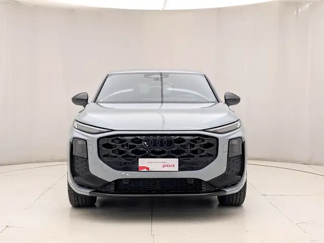 Audi Q3 view 2