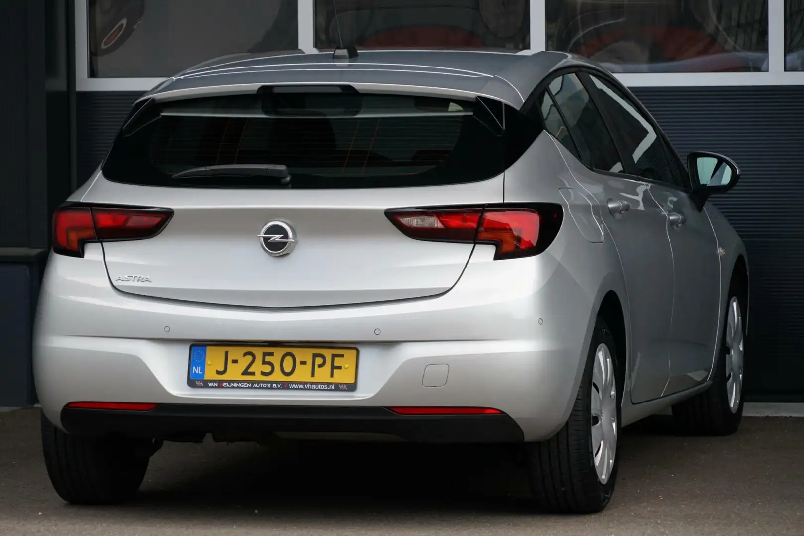 Opel Astra 1.2 Business Executive, NL, CarPlay, cruise, cam. Szürke - 2