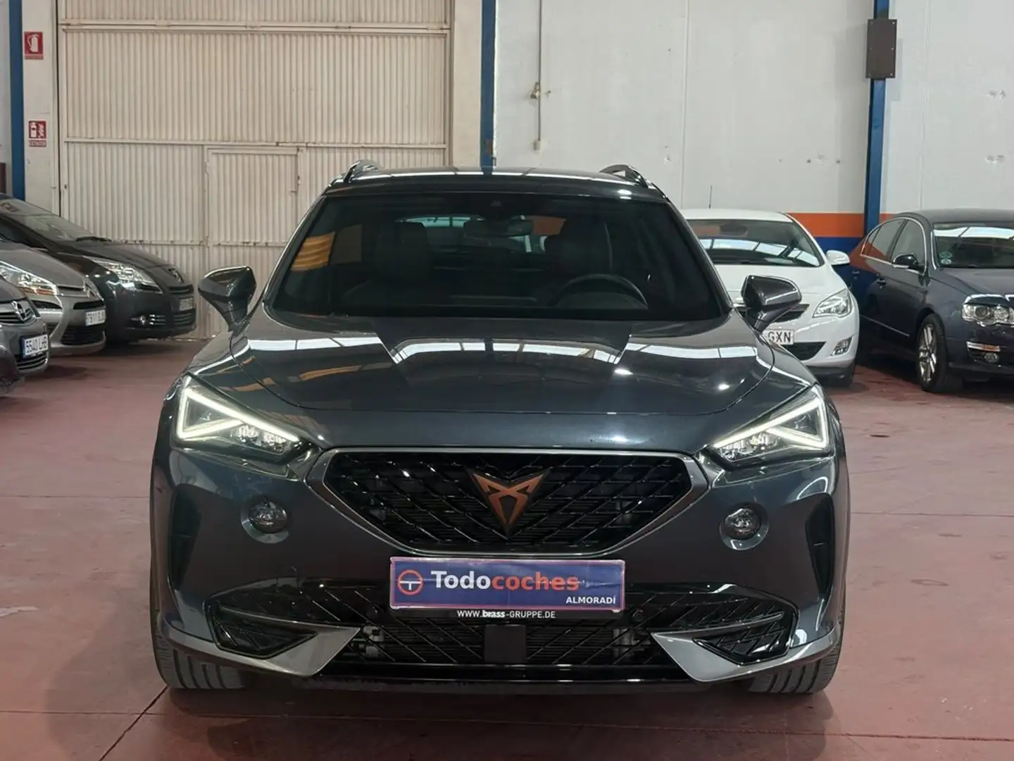 CUPRA Formentor 1.4 e-Hybrid 205 DSG Gris - 2