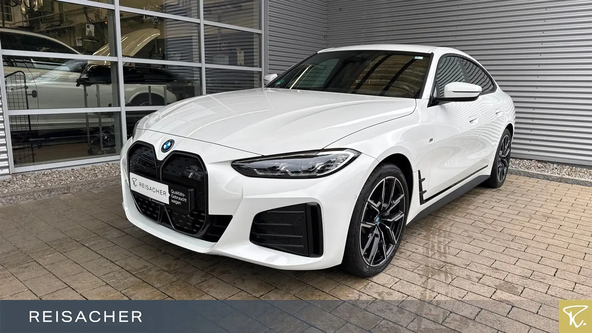 BMW i4 e-DRIVE40 M-Sport AHK 360° Lenkhzg ACC HUD Weiß - 1