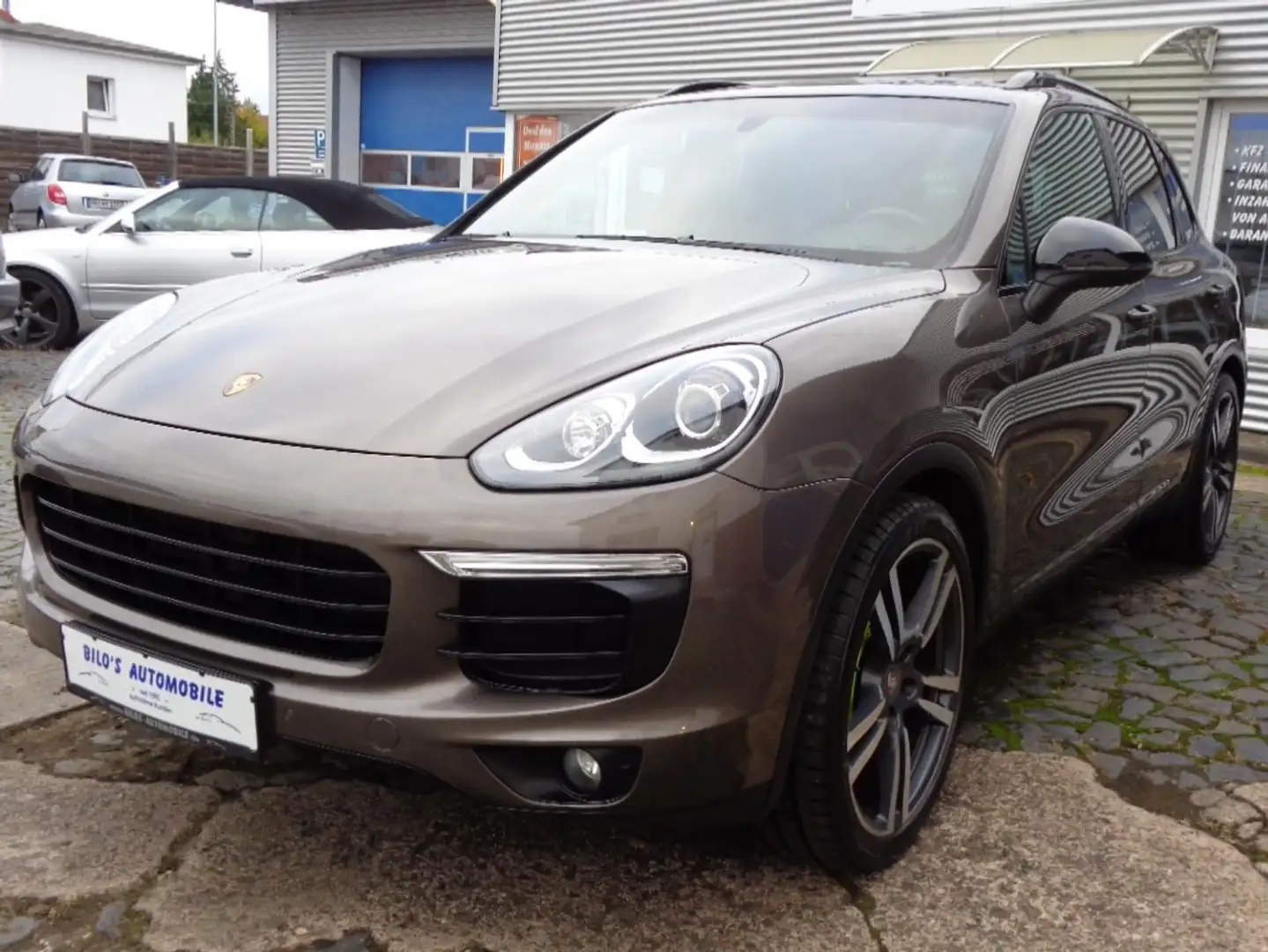 Porsche Cayenne Cayenne S Hybrid Tiptronic S*FACELIFT*TOP ZUSTAND* Braun - 1