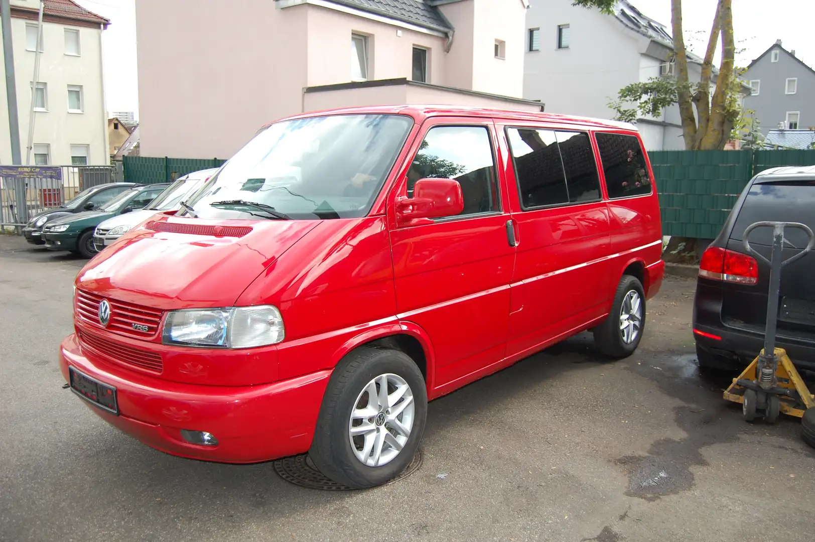 Volkswagen T4 Multivan VR6 7DC UL3 Autm. Rojo - 2