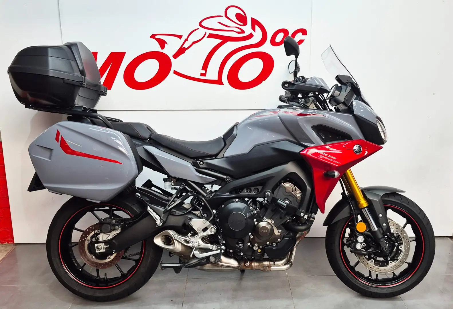 Yamaha Tracer 9 GT ***MOTODOC.BE*** Gris - 1