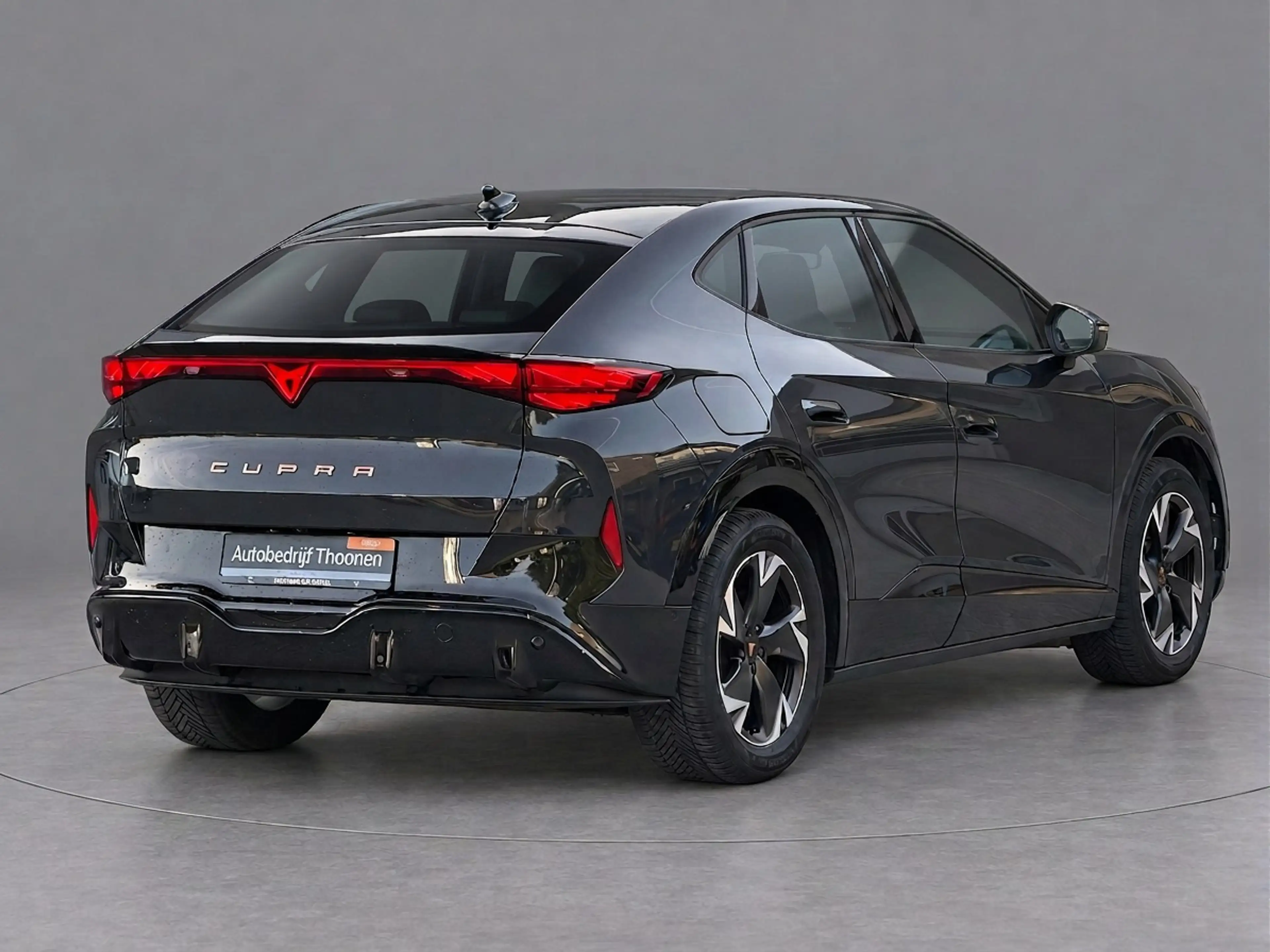 CUPRA Tavascan Adrenaline 82 kWh | warmtepomp | keyless | caemra — photo 9