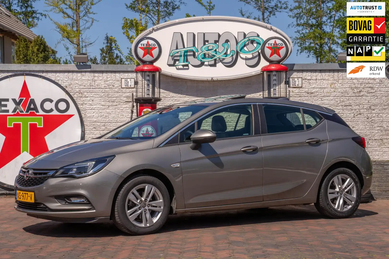 Opel Astra 1.0 Online Edition 37.450 + NAP NL-auto Bruin - 1