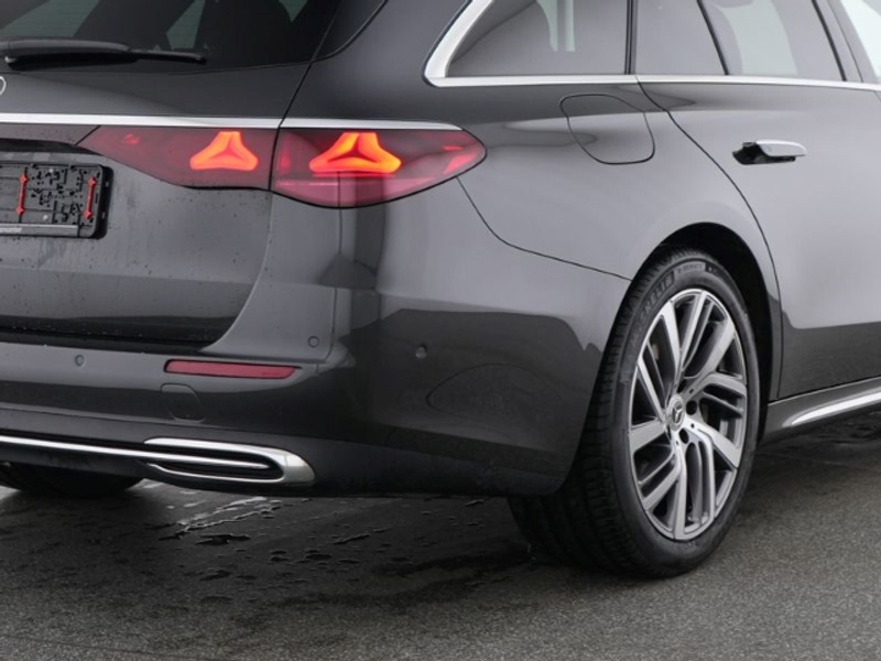 Mercedes-Benz E 450 d 4Matic T-Modell Exclusive Premium NP111 — photo 10