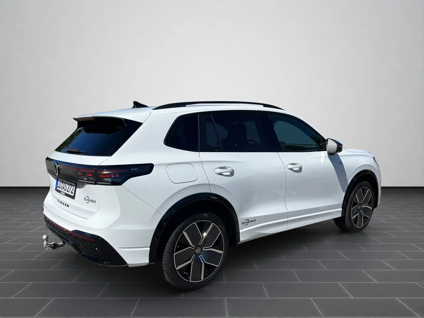 Volkswagen Tiguan R-Line 2.0 TDI 4M AHK|HUD|IQ.Drive+Light| Weiß - 2