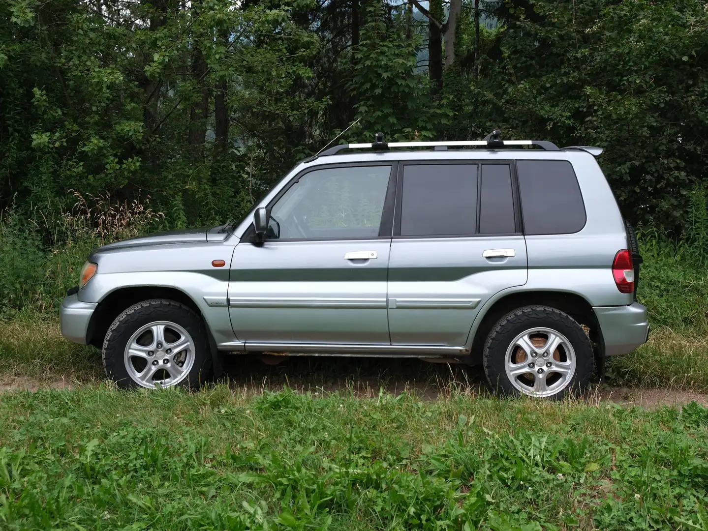 Mitsubishi Pajero Pinin Pajero Pinin Wagon 1,8 MPI Diamondline Diamondline Silber - 2
